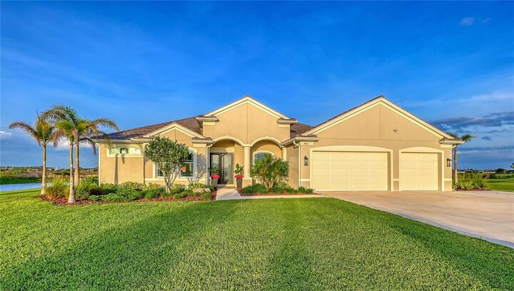 Property Photo:  3554 Recurve Circle  FL 34240 