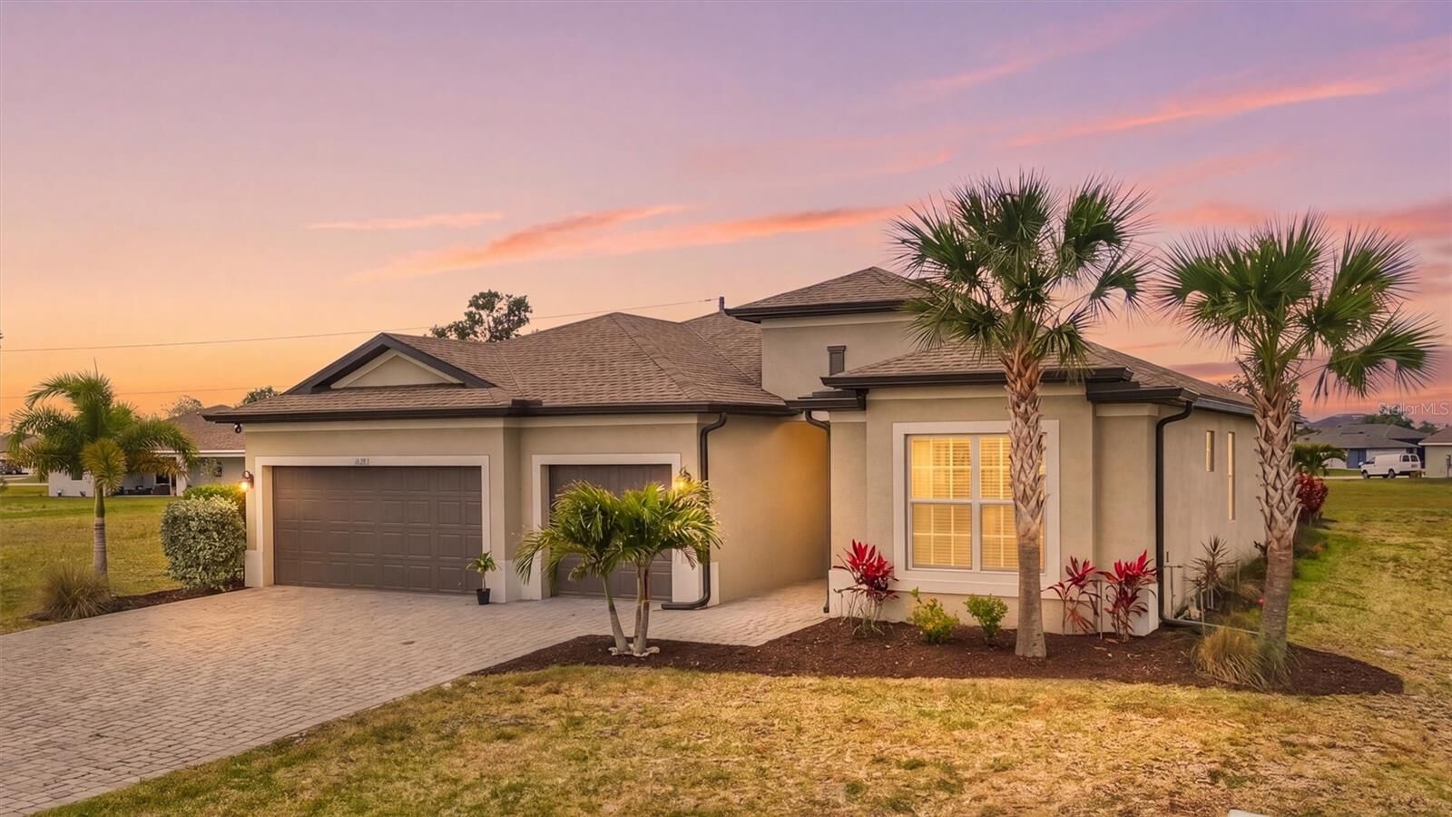 Property Photo:  16283 Alcira Circle  FL 33955 