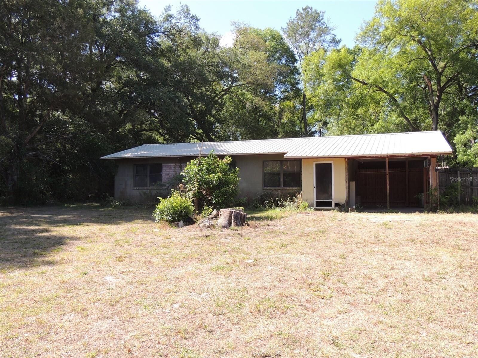 Property Photo:  15427 W Newberry Road  FL 32669 