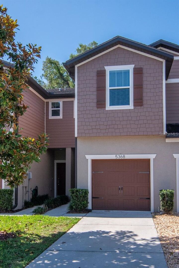Property Photo:  5368 Sylvester Loop  FL 33610 