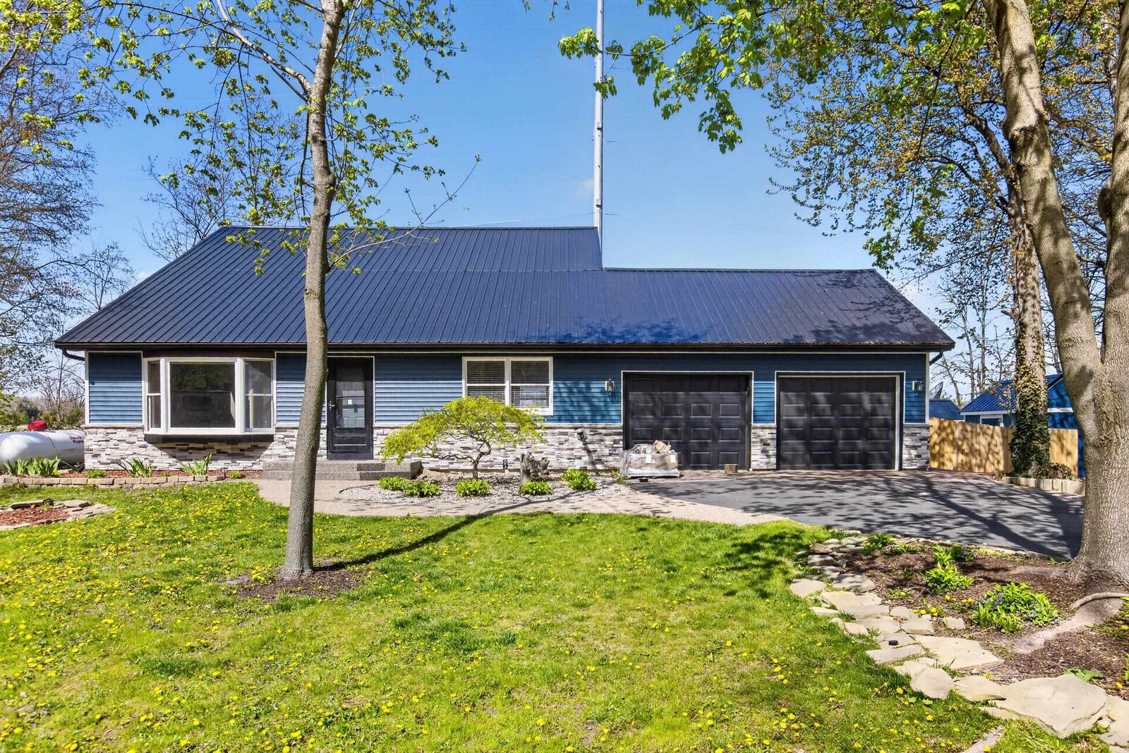 Property Photo:  286 S Shaw Lane  MI 48634 