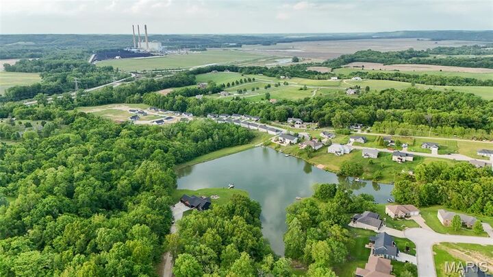 Property Photo:  911 Lakeway Drive  MO 63055 