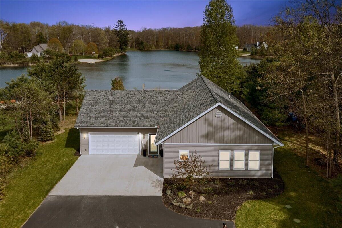Property Photo:  6619 Donegal Court  MI 49346 