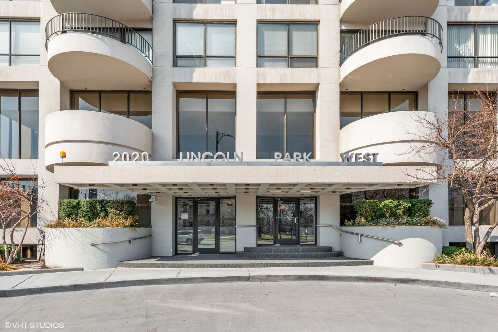 Property Photo:  2020 N Lincoln Park West 16B  IL 60614 