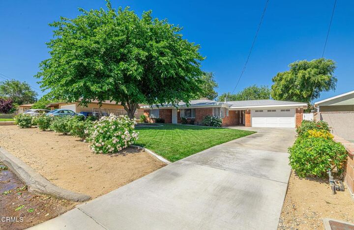 Property Photo:  41723 55th Street W  CA 93536 