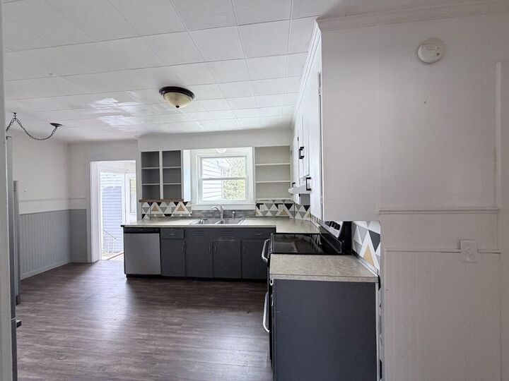 Property Photo: 91 Kennebec Road ME 04444