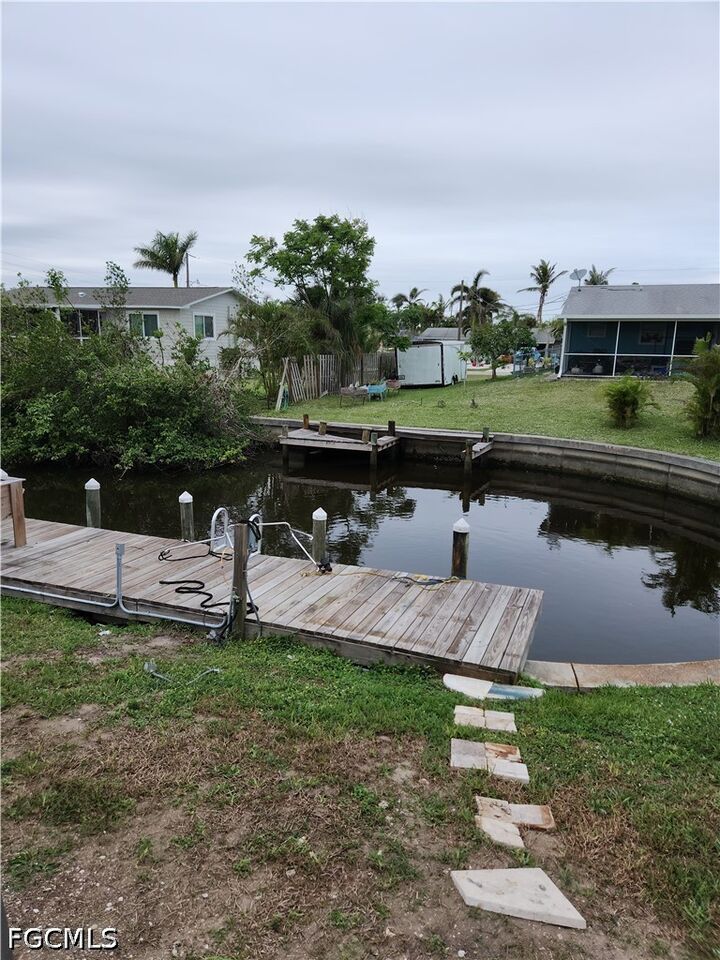 Property Photo: 3025 Magnolia Way FL 33950
