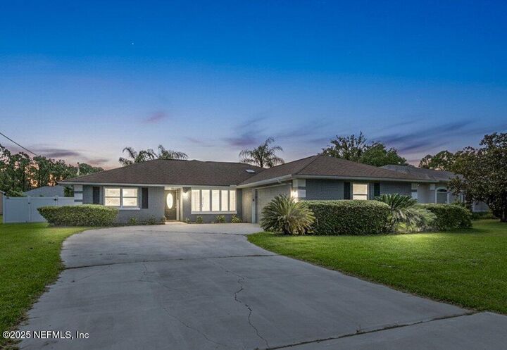 Property Photo: 7 Winterberry Place FL 32164