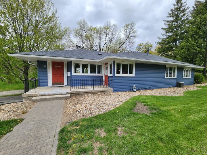 Property Photo:  1301 Circle Avenue  MN 56007 
