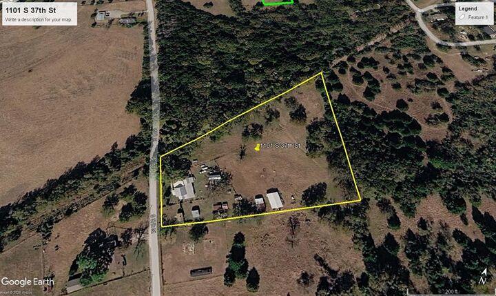 Property Photo:  1101 S 37th Street  TX 75110 