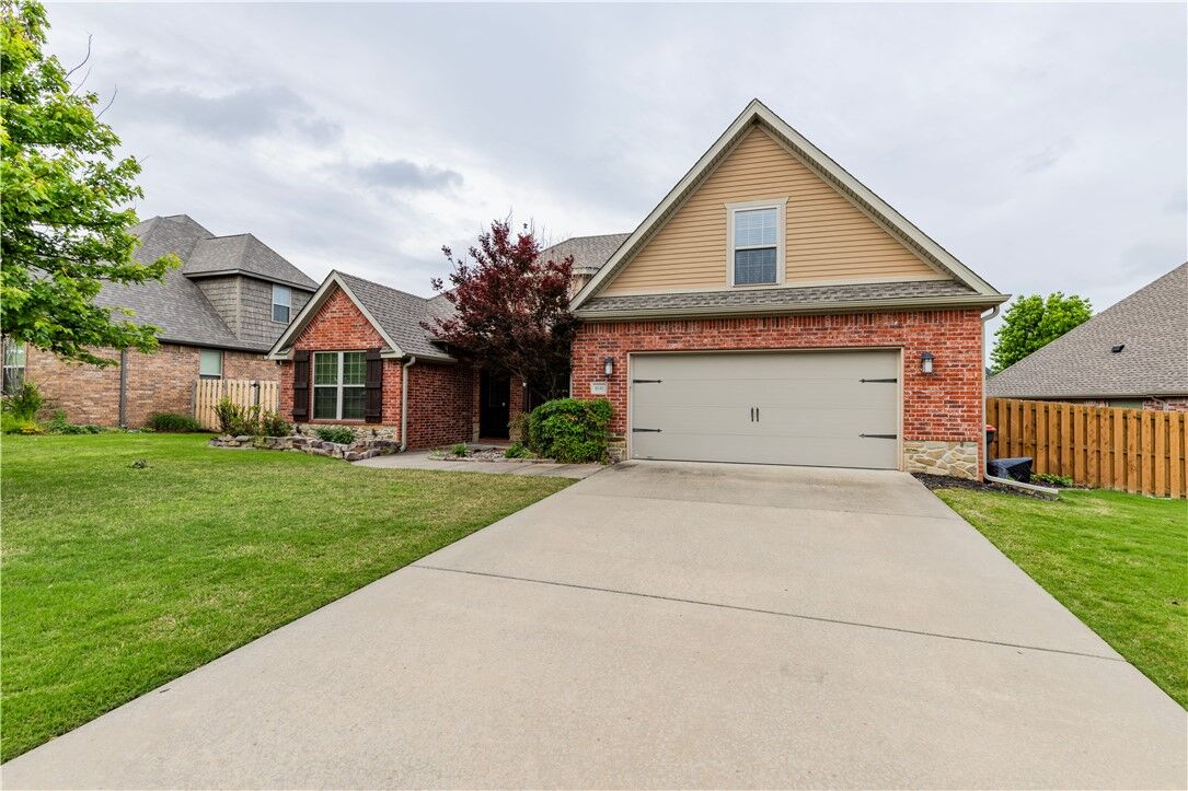 Property Photo:  8141 Buona Sera Street  AR 72762 