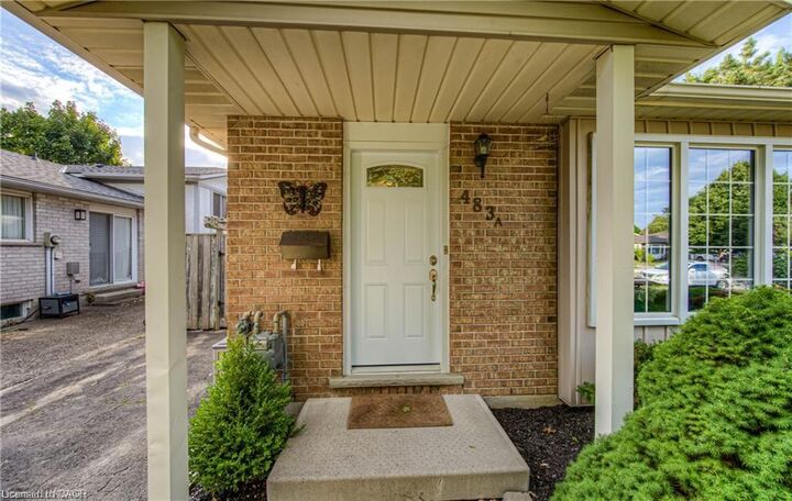 Property Photo:  483 Kingscourt Drive A  ON N2K 2X9 