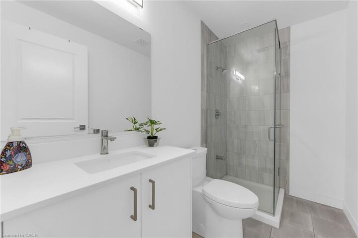 Property Photo:  7549 Kalar Road 214  ON L2H 2Y6 