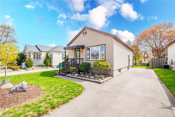 Property Photo:  188 Edwin Street  ON N2H 4P2 