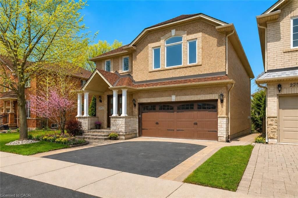Property Photo:  2261 Grouse Lane  ON L6M 3Z8 
