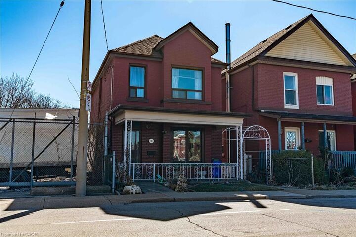 Property Photo:  20 Milton Avenue  ON L8L 6E6 
