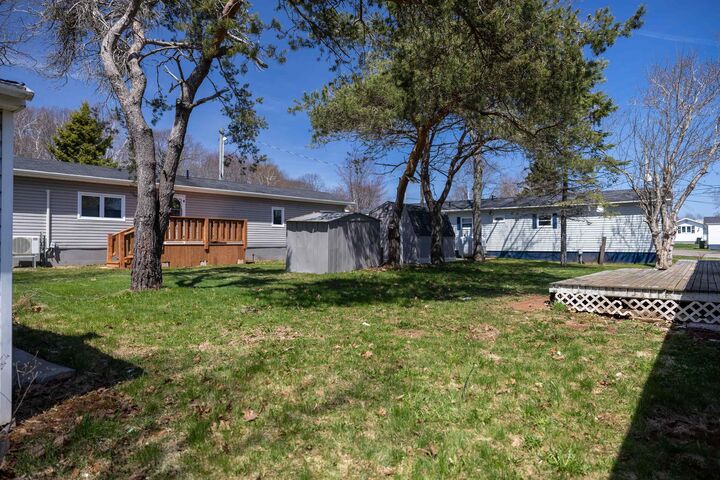 Property Photo:  10 Manor Drive  PE C1A 6R3 