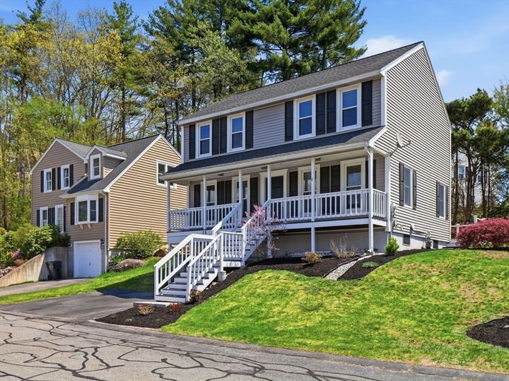 Property Photo: 15 Jasmine Ct MA 01826