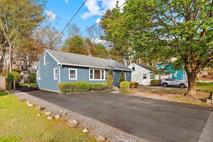 Property Photo:  423 Bedford St  MA 02420 