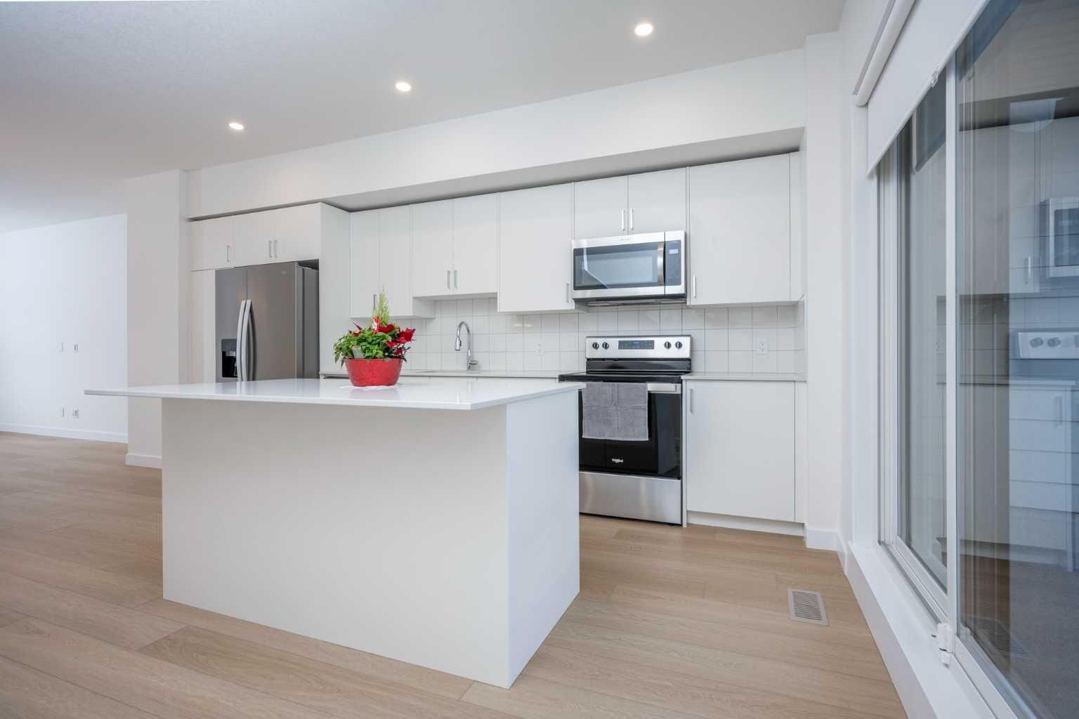 Property Photo: 8535 19 Avenue SE 302 AB T2A 7W8