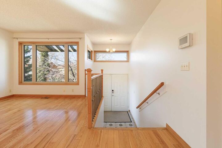Property Photo:  48 Ranchridge Drive NW  AB T3G 1W2 