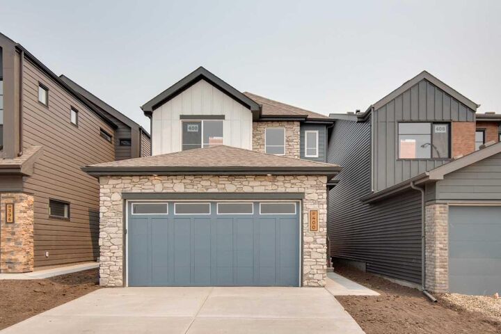 Property Photo: 400 Heartwood Grove SE AB T3M 2K1