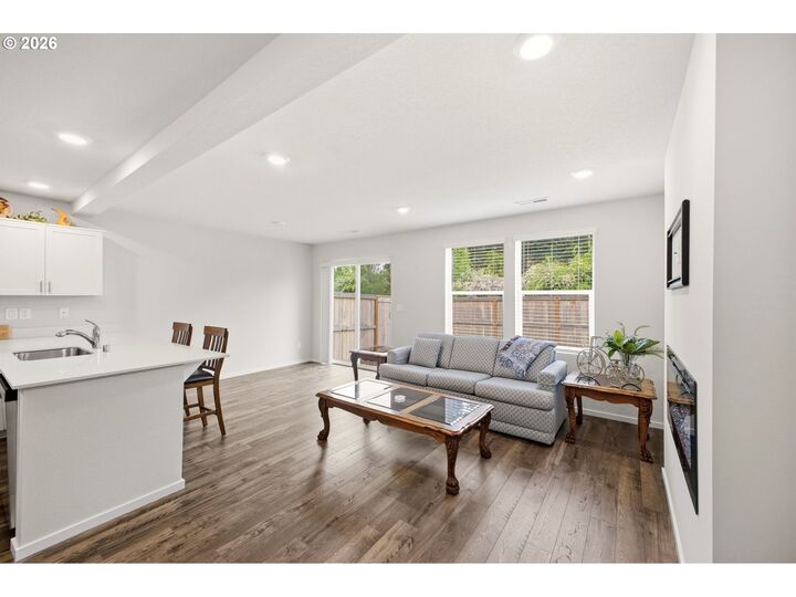 Property Photo:  10360 NE 46th St  WA 98682 
