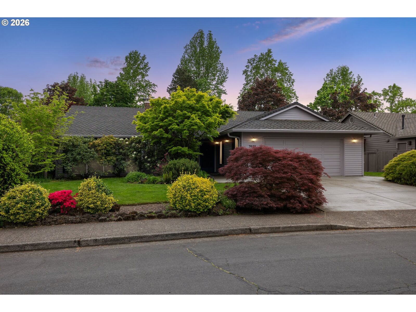 Property Photo:  7050 SW Chapel Ln  OR 97223 