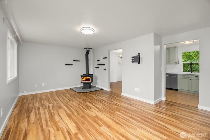 Property Photo:  15718  126th Place NE  WA 98072 