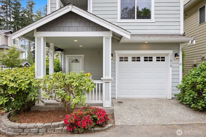 Property Photo:  11810  14th Avenue W 14  WA 98204 
