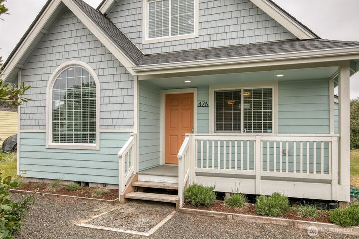 Property Photo:  476  Trustee Street SW  WA 98569 