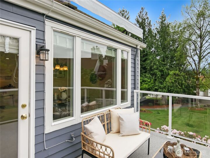 Property Photo:  22471 SE 42nd Terrace 2204  WA 98029 