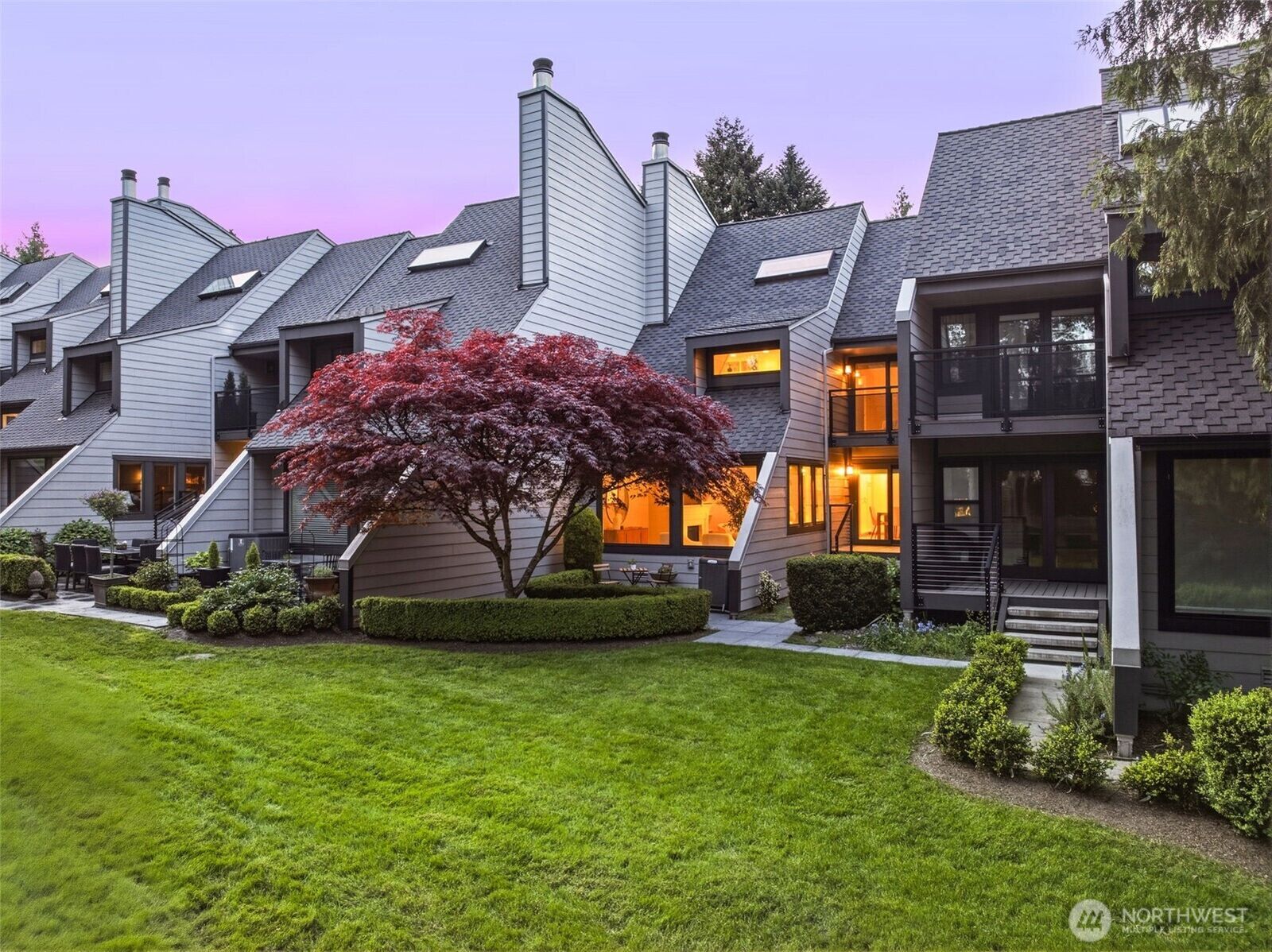 Property Photo:  10327 NE 19th Place  WA 98004 