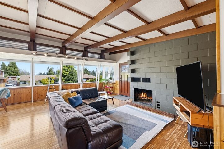 Property Photo: 4826 Delaware Avenue WA 98203