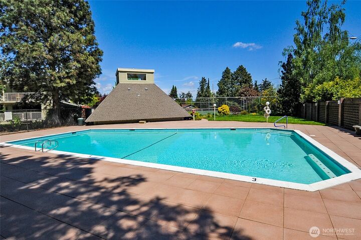 Property Photo:  6343  Sand Point Way NE  WA 98115 