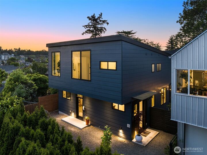 Property Photo: 4321 S Holly Street WA 98118
