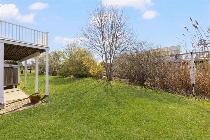 Property Photo:  42 Spruce Avenue  RI 02882 