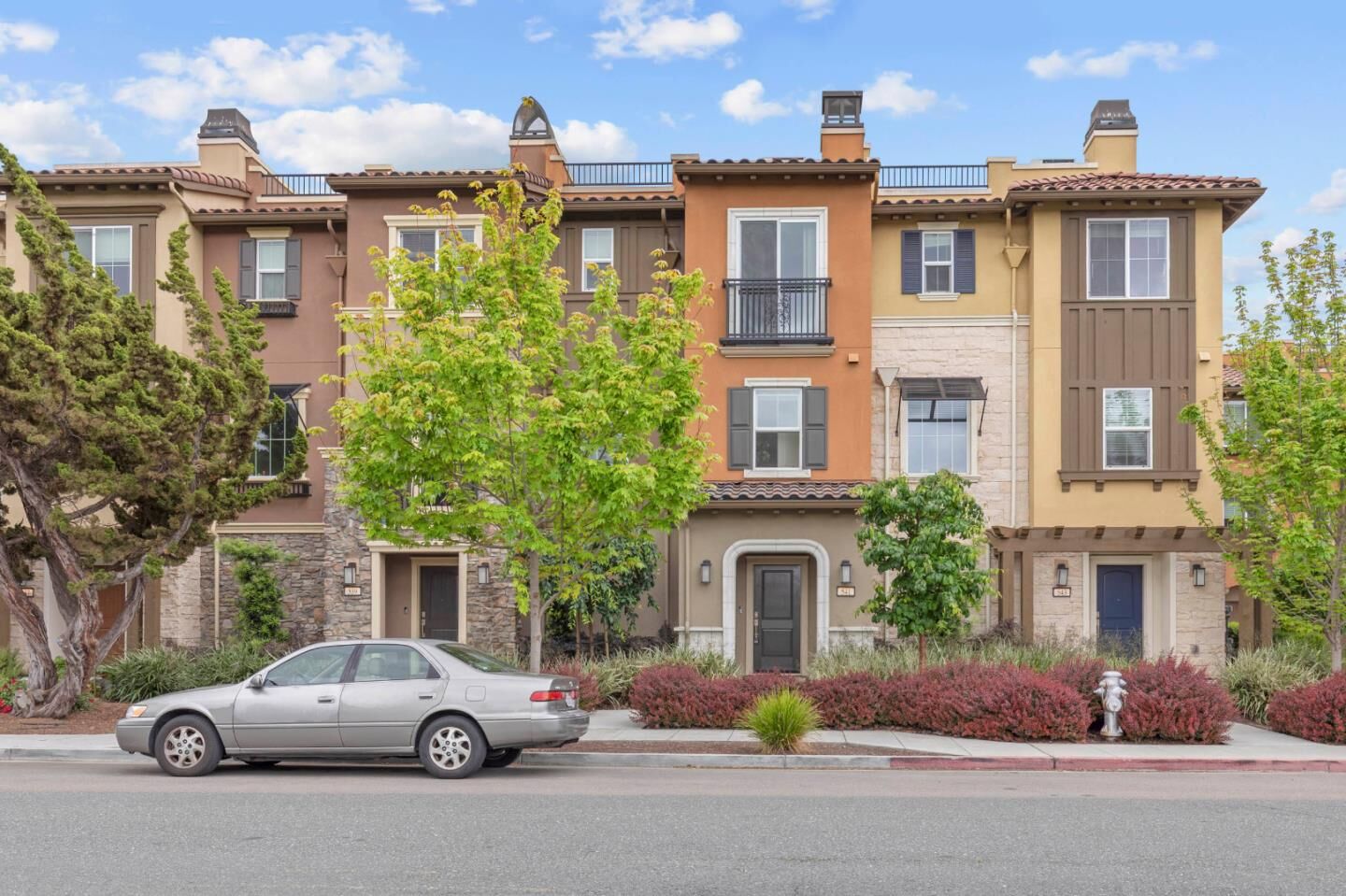 Property Photo:  541 Walker Drive  CA 94043 