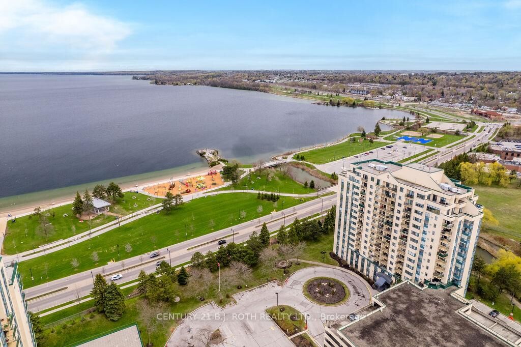 Property Photo:  75 Ellen Street 1104  ON L4N 7R6 