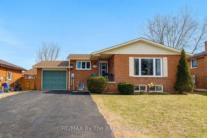Property Photo: 229 Datas Drive E ON L0M 1S0