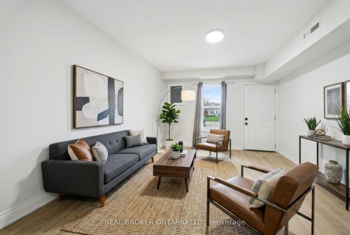 Property Photo: 129 Durham Street ON L3K 1E1