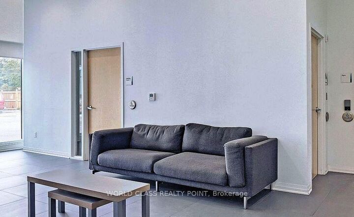 Property Photo: 1900 Simcoe Street 633 ON L1G 4Y3