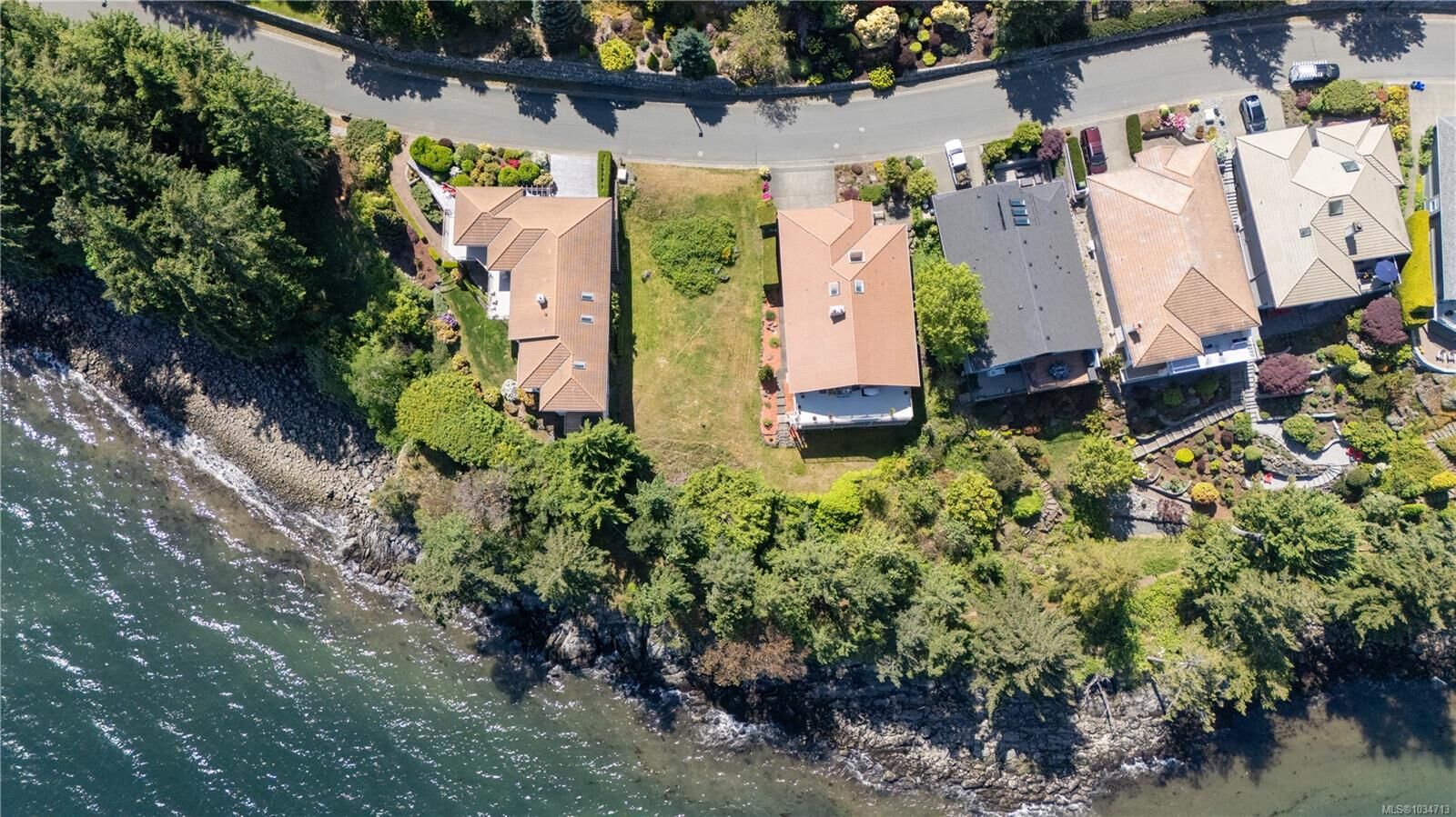 Property Photo:  197 Marine Dr  BC V0R 1L1 