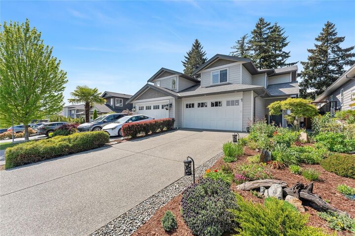 Property Photo:  233 Bellamy Link  BC V9M 0R8 