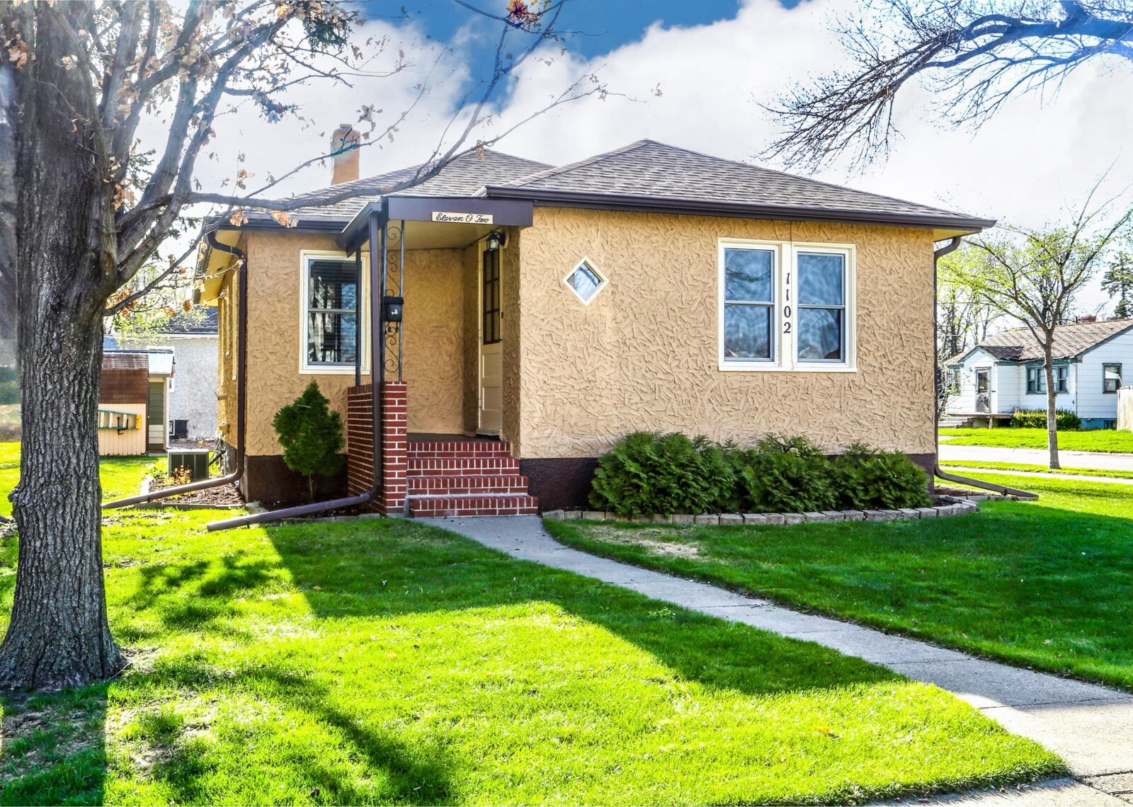 Property Photo:  1102 S Jay Street  SD 57401 