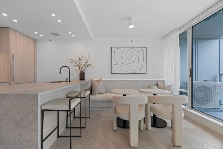 Property Photo:  1438 Richards Street 2206  BC V6Z 3B8 