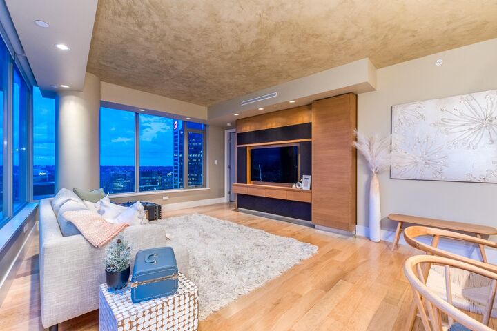 Property Photo: 667 Howe Street 3204 BC V6C 0B5