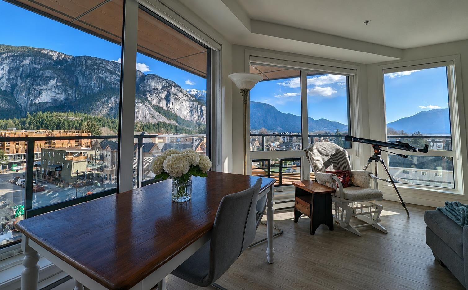 Property Photo: 38013 Third Avenue 602 BC V8B 0Z8