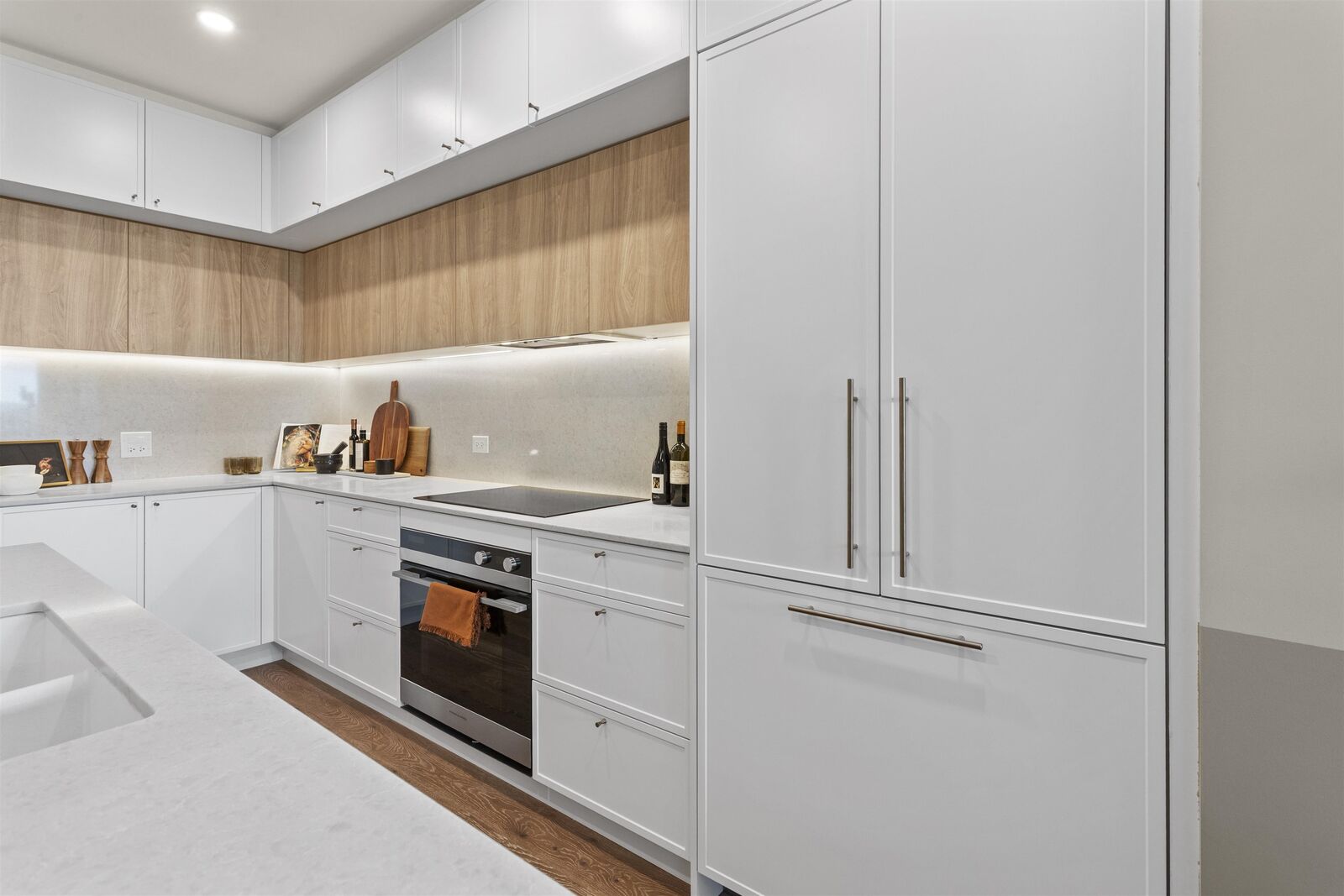 Property Photo:  602 E 2nd Street 102  BC V7L 1G7 