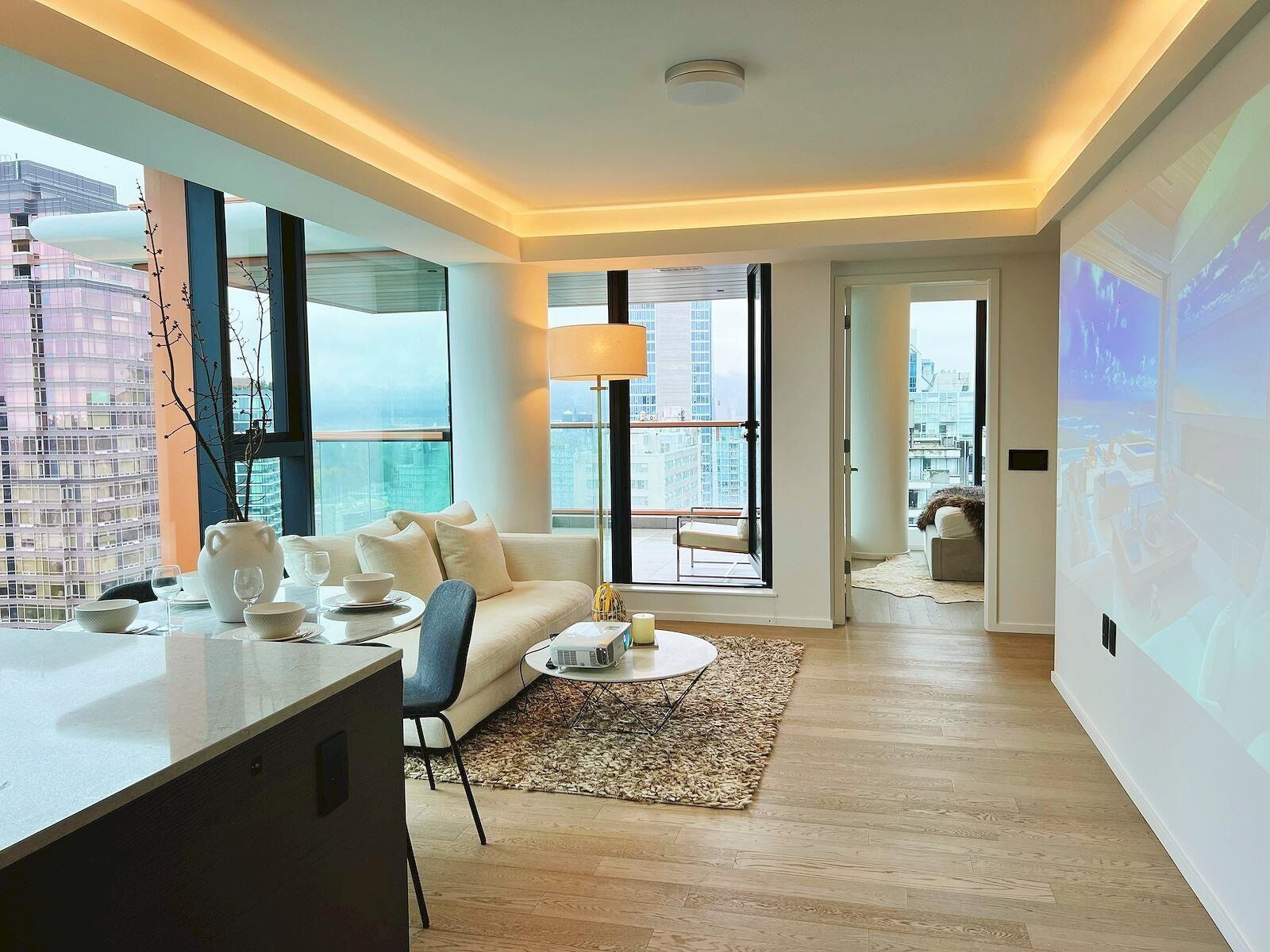 Property Photo:  1408 Robson Street 21F  BC V6G 1B9 